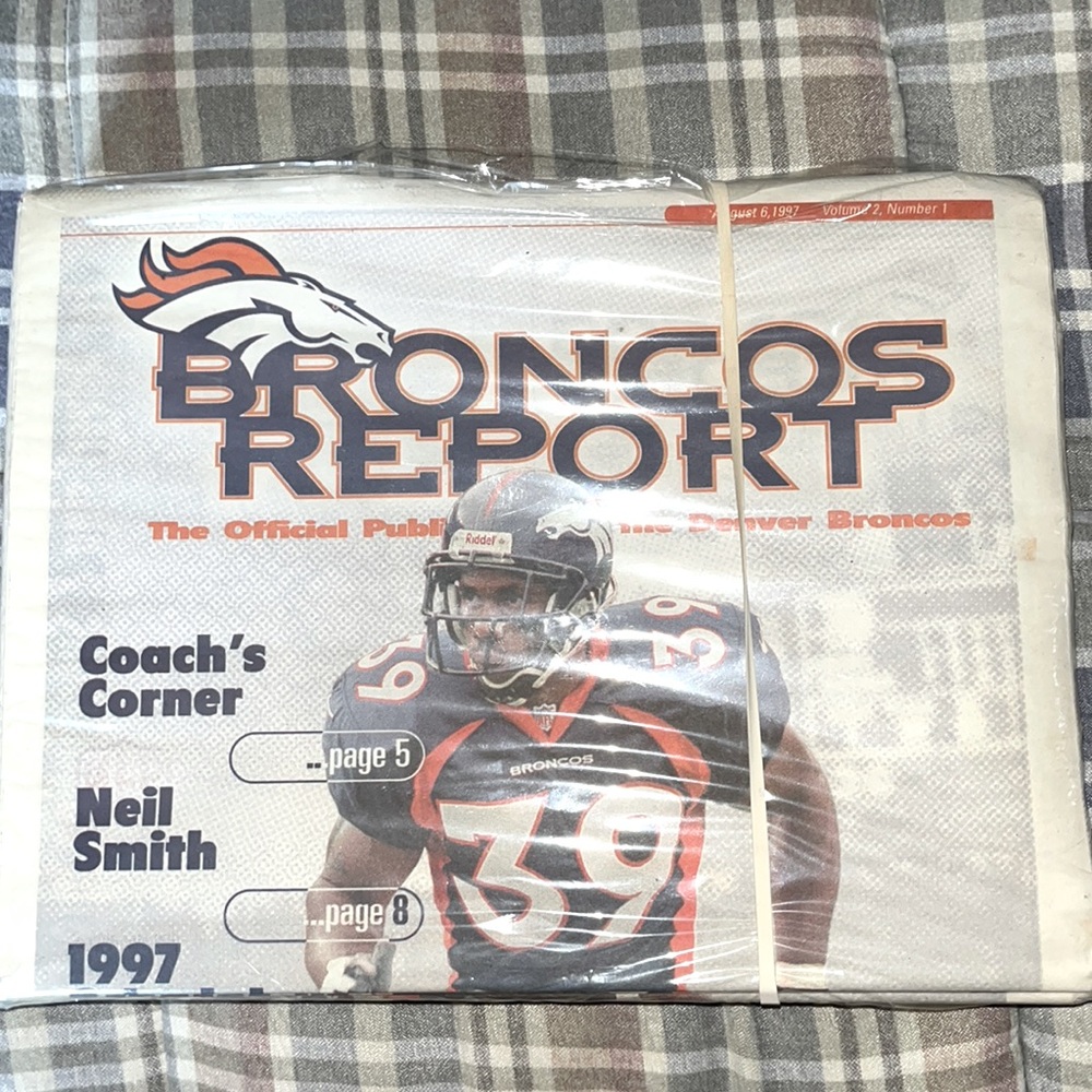 Rare New Limited Edition 1998 Super Bowl Champions Denver Broncos Collectors Set